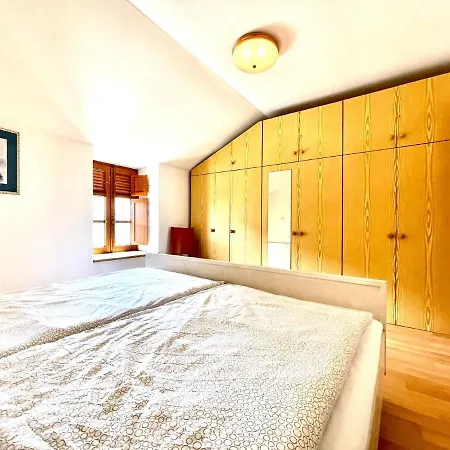 Apartamento De 2 Dormitorios En Finca, Con Terraza Y Barbacoa En Valle San Lorenzo Landsted *