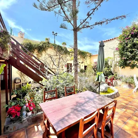 Apartamento De 2 Dormitorios En Finca, Con Terraza Y Barbacoa En Valle San Lorenzo * Valle de San Lorenzo