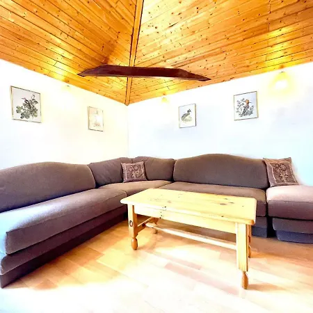 Apartamento De 2 Dormitorios En Finca, Con Terraza Y Barbacoa En Valle San Lorenzo Landsted
