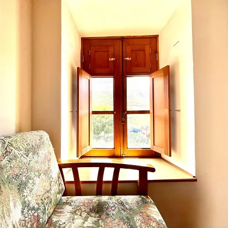 Apartamento De 2 Dormitorios En Finca, Con Terraza Y Barbacoa En Valle San Lorenzo