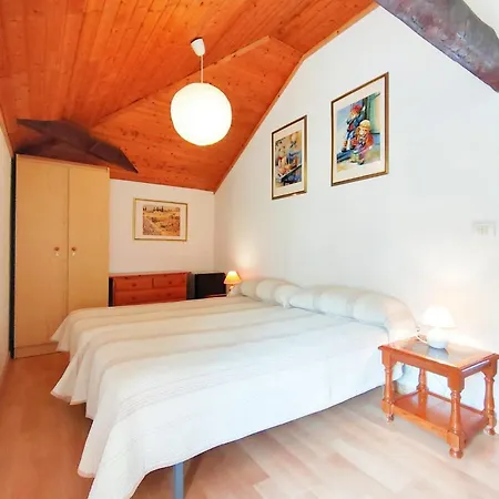 Casa de Campo Apartamento De 2 Dormitorios En Finca, Con Terraza Y Barbacoa En Valle San Lorenzo Valle de San Lorenzo