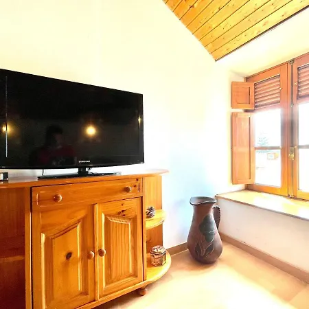 Apartamento De 2 Dormitorios En Finca, Con Terraza Y Barbacoa En Valle San Lorenzo Valle de San Lorenzo
