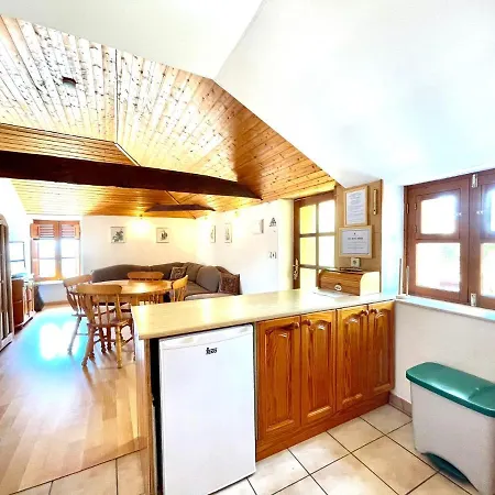 Apartamento De 2 Dormitorios En Finca, Con Terraza Y Barbacoa En Valle San Lorenzo Casa de Campo Valle de San Lorenzo
